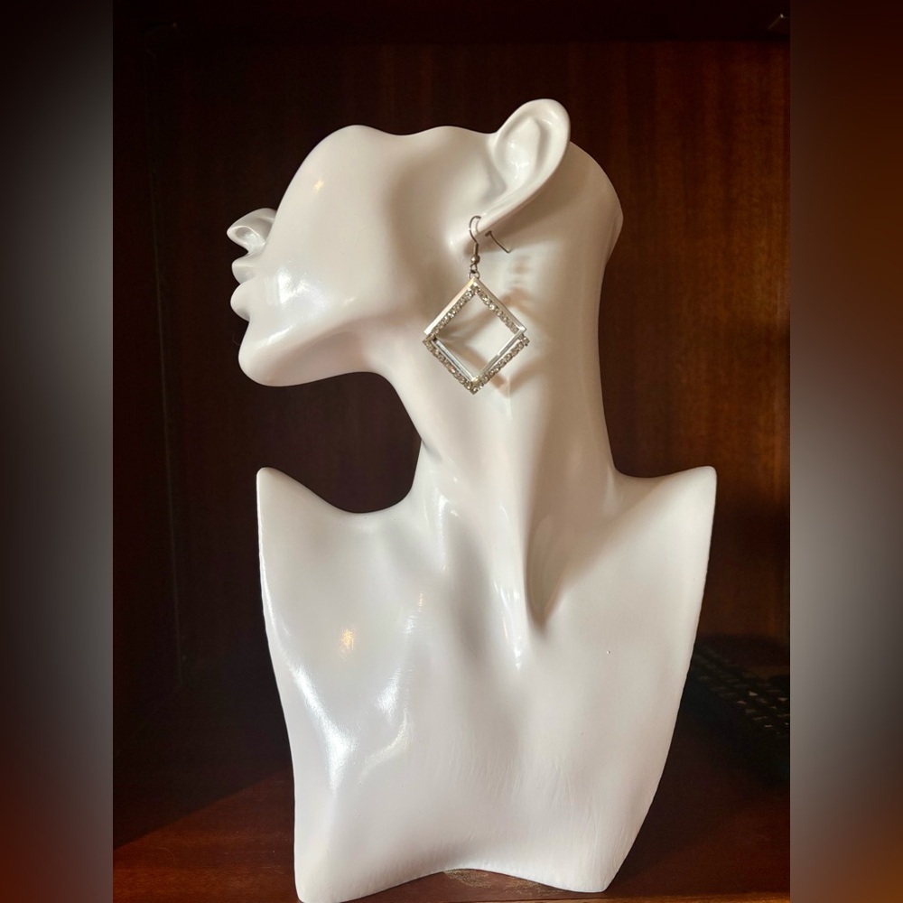 3/$15 - Square Rhinestone Earrings - Picture 2 of 6
